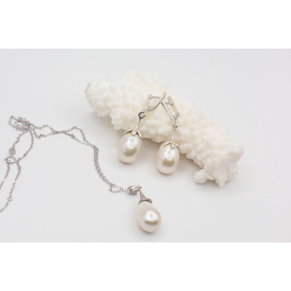 Handmade Sterling Silver White Teardrop  Baroque Pearl Pendant & Earrings Set